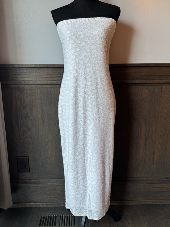 Dresses & Skirts - Strapless White Lace Maxi Dress NWOT Large